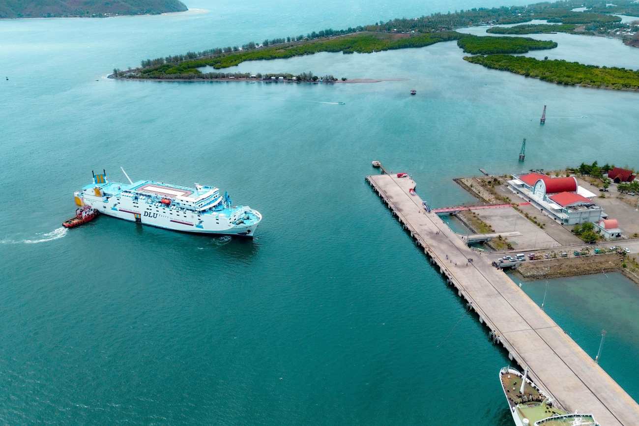 PT Dharma Lautan Utama kembali mengambil langkah untuk memperkuat kualitas pelayanan kepada masyarakat. Perusahaan armada pelayaran nasional tersebut memublikasikan Maklumat Pelayanan, Standar Pelayanan, serta Survei Kepuasan Masyarakat. (DLU)