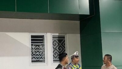 Patroli Obyek Vital, Polsek Pemenang Sterilkan Bank NTB Cabang Pemenang