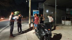 Tim Presisi Polres Lombok Barat Amankan Jalur Rawan Jembatan Kembar