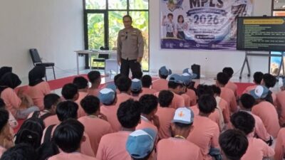 Cegah Kenakalan Remaja, Sat Binmas Polres Lombok Barat Sambangi SMKN 2 Lembar