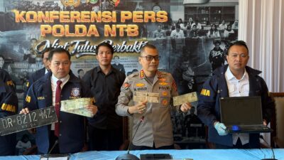 Ditreskrimum Polda NTB Tangkap 4 Tersangka Jaringan Pembuat STNK Palsu