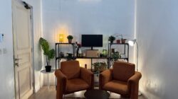 Desain interior rumah yang nyaman dan menenangkan sebagai tempat healing terbaik.
