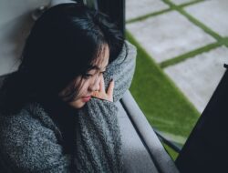 Bingung Cara Mengatasi Rasa Kesepian? Ini Solusinya!