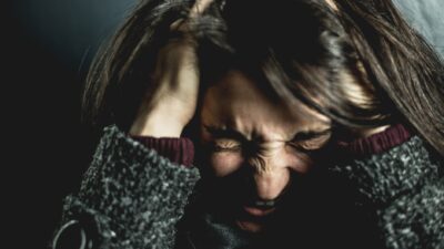 Bingung? Ini Perbedaan trust issue dan trauma yang wajib tahu!