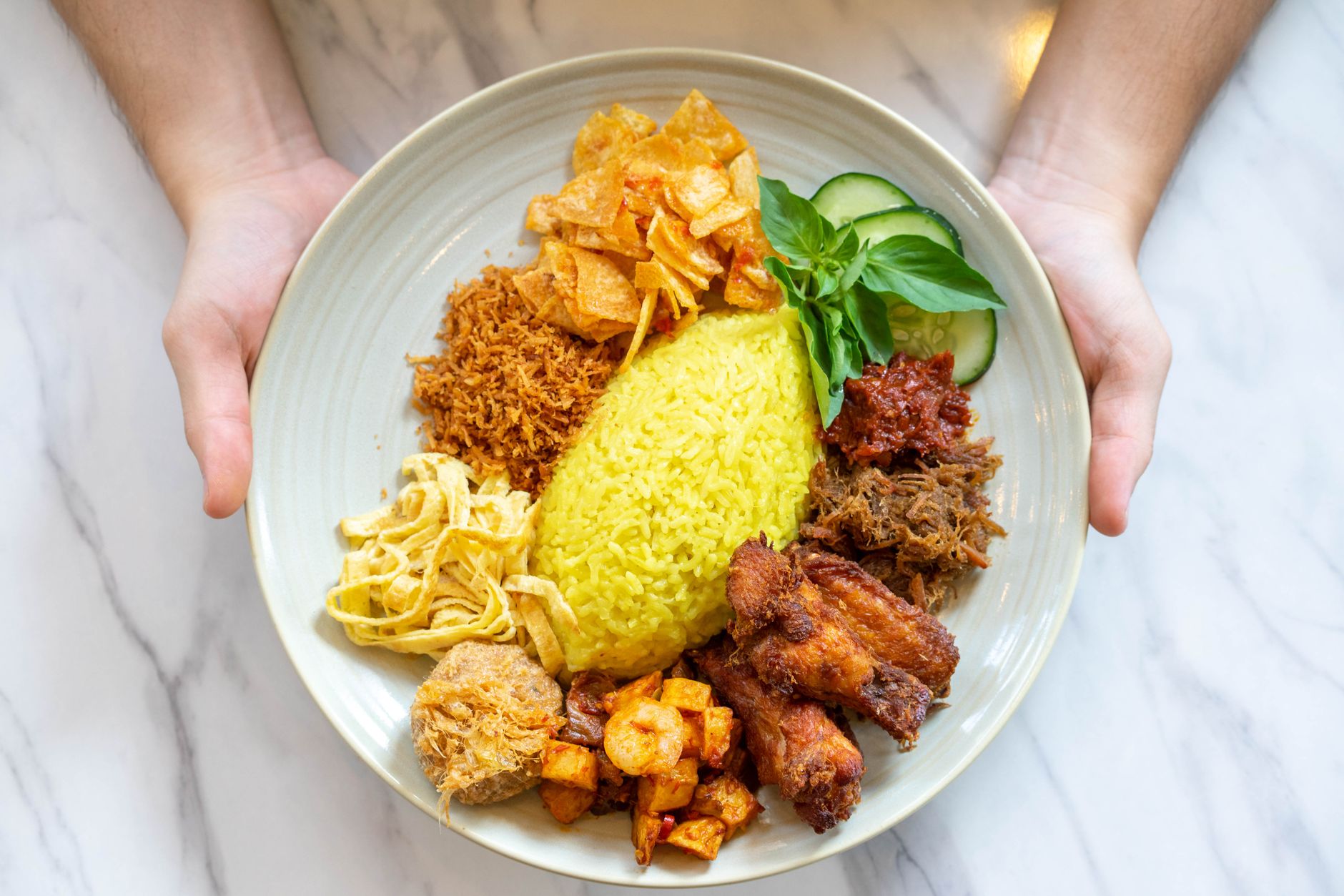 Ragam rempah nusantara khas kuliner Jalur Rempah yang bersejarah.