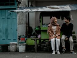 Dampak Penggunaan Pertanyaan untuk Pacar dalam Menilai Kejujuran Hubungan