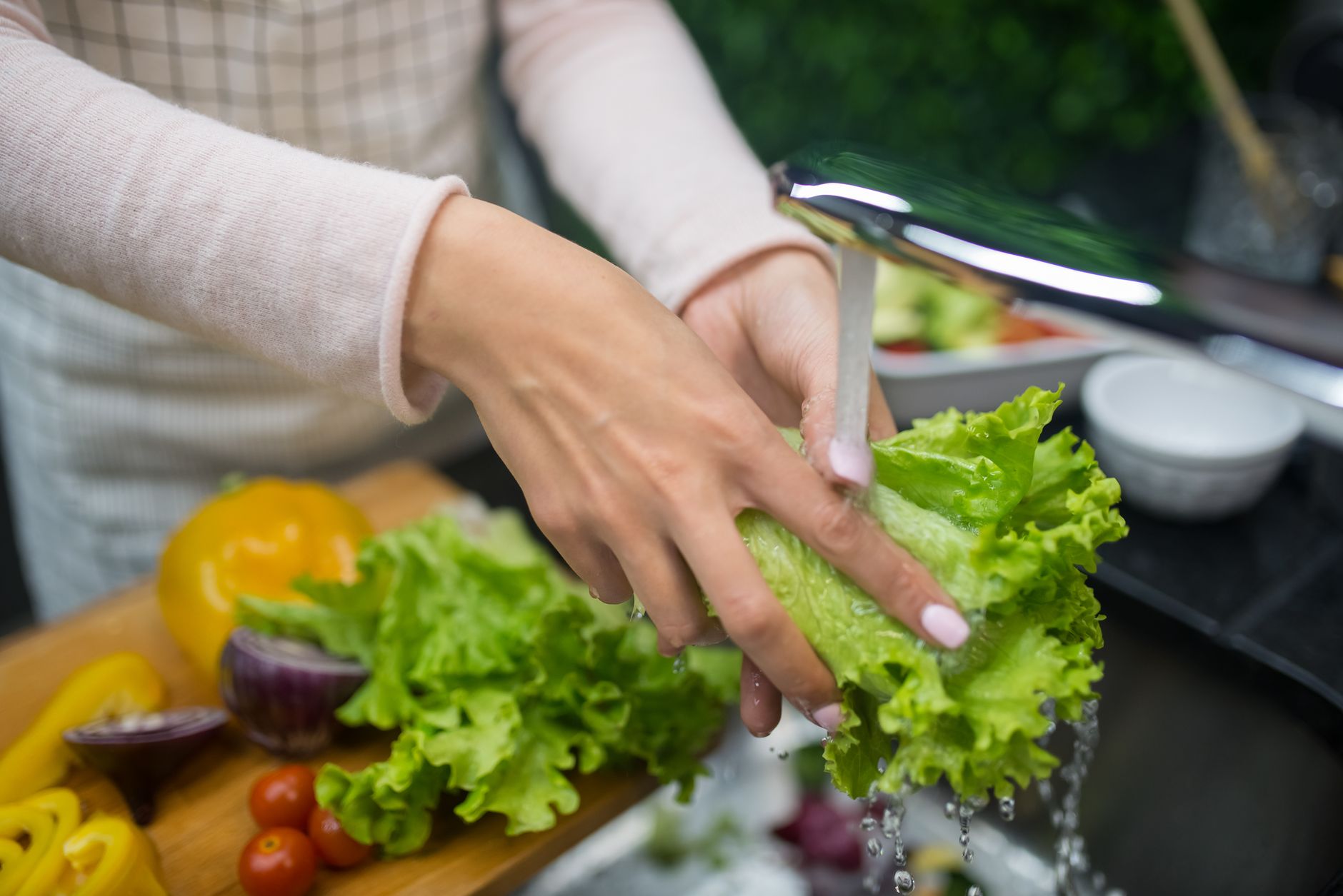Fresh vegetables and healthy food ingredients arranged neatly to illustrate clean eating on a budget.