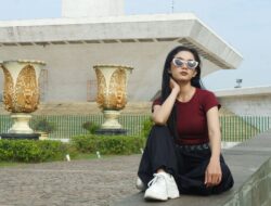 Gak Perlu Ribet! 5 Ide Outfit Praktis Ini Bikin Kamu Tetap Kece dan Sopan di Kantor