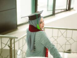 Hancur karena Musibah? Baca Ini Bikin Semangat Motivasi Kuliah Langsung Menyala Demi Masa Depan!
