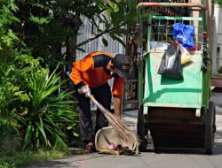 Masih Ada Nggak Sih Budaya Gotong Royong di Era Digital yang Serba Egois Ini?