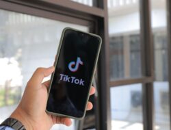 Mengenal Mekanisme Kerja Algoritma FYP TikTok dalam Menyajikan Konten