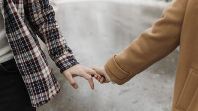 Jangan sampai salah langkah, yuk kenali berbagai *red flags* berbahaya dalam hubungan sebelum terlambat!