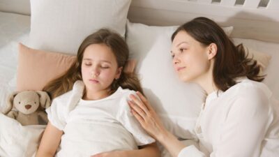 Yuk, ketahui tips terbaik dalam menghadapi anak yang sensitif agar mereka tumbuh bahagia dan percaya diri!