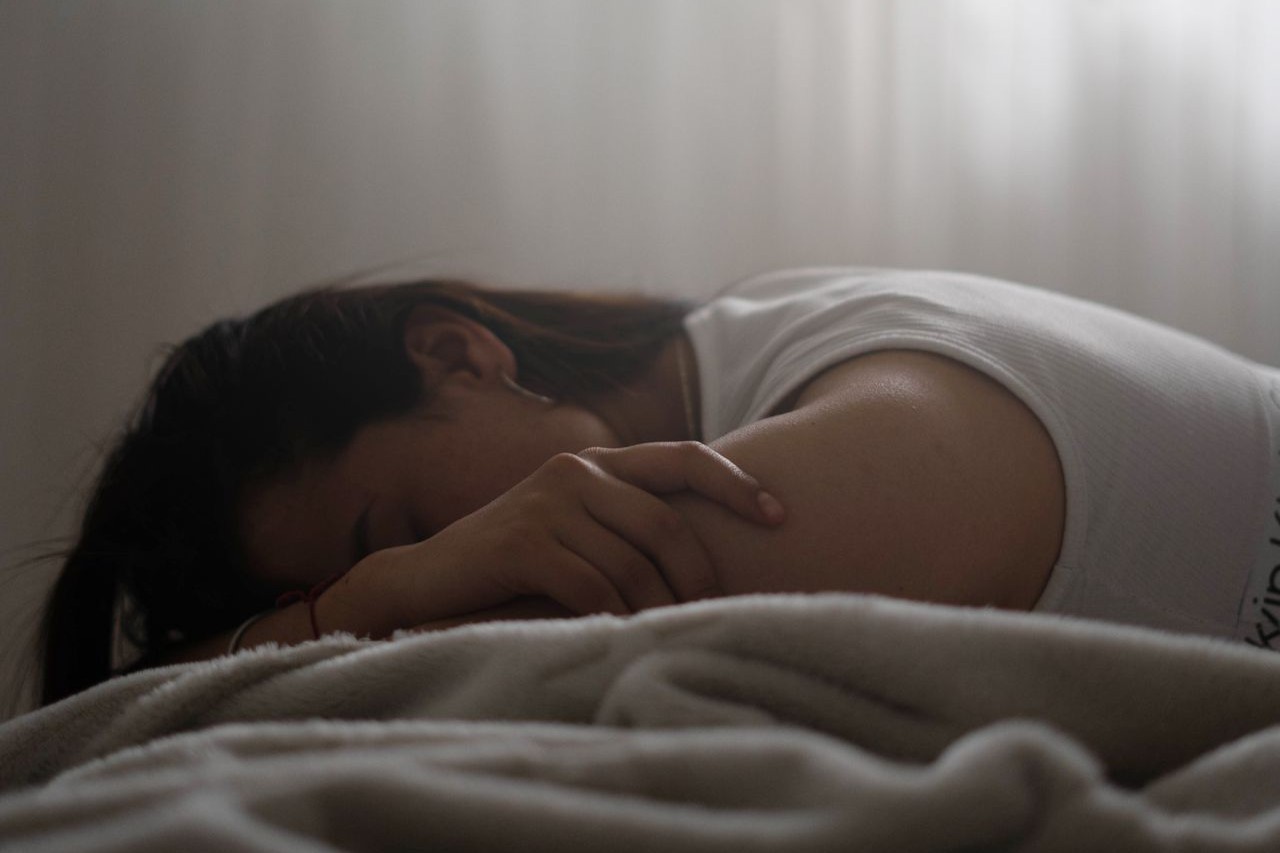 Yuk, cari tahu sifat aslimu yang sebenarnya lewat kebiasaan posisi tidur dan kepribadianmu!