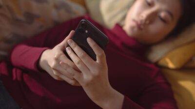 Dampak Negatif Media Sosial Terhadap Mental