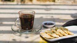 Strategi Membangun Habit Harian untuk Mengubah Pikiran Negatif Menjadi Optimis