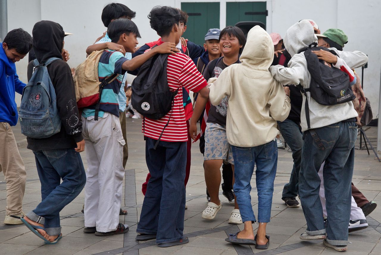 Yuk, kenali lebih dekat bagaimana pengaruh teman sebaya kadang bisa memicu salah paham!
