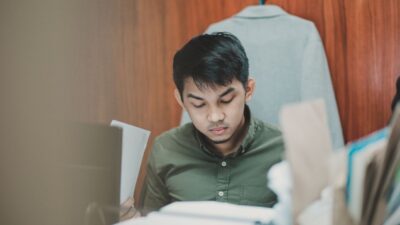 Tipe MBTI yang Paling Gampang Dimanfaatkan di Kantor
