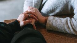 Cara Ampuh Bikin Kepercayaan Pasangan Pulih Lagi!