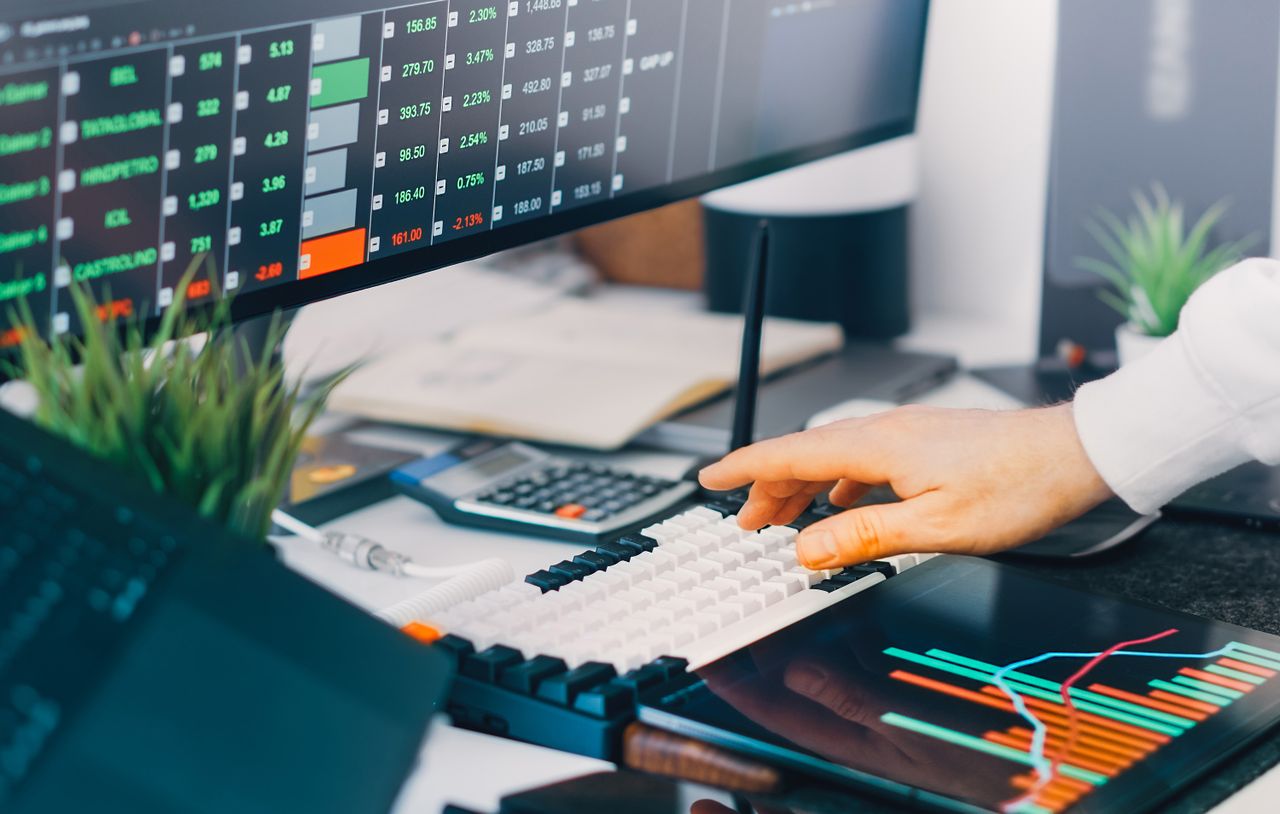 Yuk, mulai atur keuanganmu dengan membangun portofolio investasi yang tepat agar dompet tetap aman dan masa depan lebih