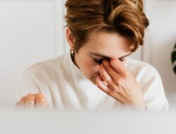 Jangan Sepelekan Akibat Kurang Tidur Kalau Tak Mau Menyesal, Ini Cara Mengatasinya!