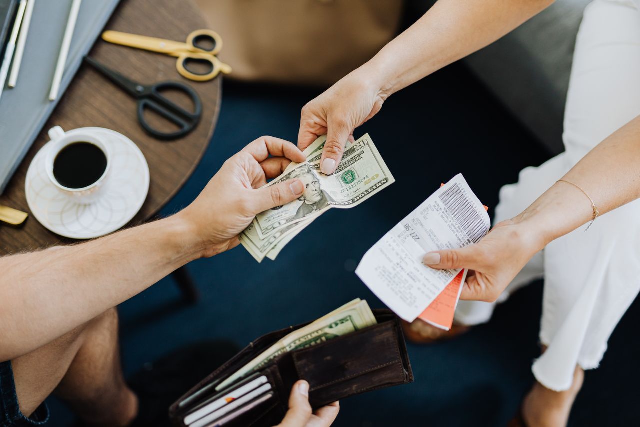 Etika Memberi Tip untuk Guide Gratisan