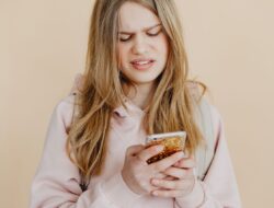 Jangan Asal Ngetik! Pahami etika digital Sebelum Hancur
