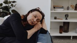 Pengaruh Kualitas Tidur Malam Bikin Otak Cepat Pikun?