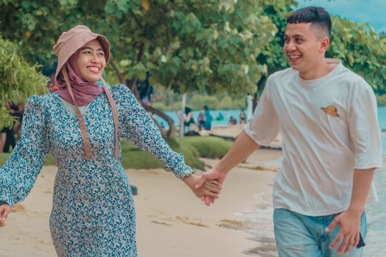 Bare Minimum vs Princess Treatment in Relationships