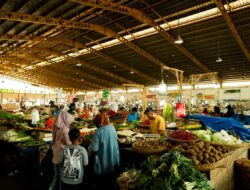 Bahaya inflasi dan deflasi yang bikin dompet jebol!