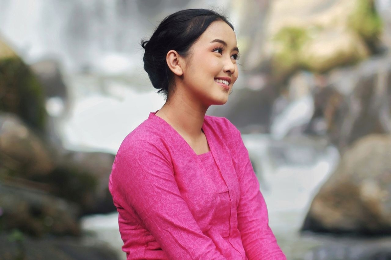 Yuk, coba tips mudah merawat kulit tubuh agar putih dan mulus ini supaya kamu tampil makin glowing dan bikin pangling!