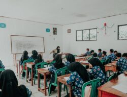 Refleksi Mengajar: Bagaimana Jika Ternyata Murid Lebih Pintar dari Guru?