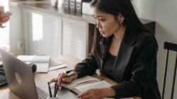 Strategi Efektif Mengatur Keuangan Melalui Cara Meminimalisir Pengeluaran Bulanan
