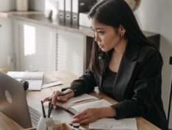 Strategi Efektif Mengatur Keuangan Melalui Cara Meminimalisir Pengeluaran Bulanan
