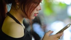 Jangan Asal Ketik! Pahami Etika Komunikasi di Dunia Digital Ini Biar Nggak Dicap Toksik