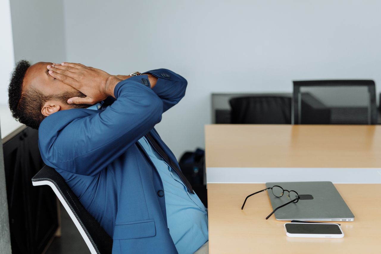 Dampak Burnout pada Work-Life Balance