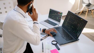 Yuk, pelajari rahasia mencapai kebebasan finansial di usia muda agar bisa pensiun dini dengan tenang!