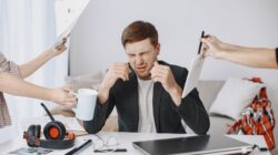 Ilustrasi profesional yang tenang menghadapi tekanan pekerjaan di kantor.