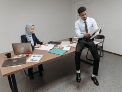 Terjebak Mismatch Kerja, Masih Mau Ngotot Cari Gaji Tinggi?