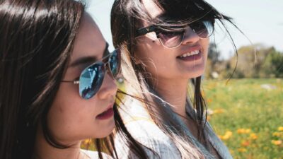 Yuk, intip berbagai sifat disukai orang yang bikin kamu makin disenangi dan disayang semua teman!