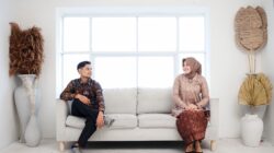 Beda Vibe, tapi Bucin? Begini Cara Pasangan Extrovert Introvert Bisa Langgeng Tanpa Drama!