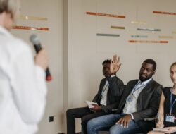Jago Public Speaking Bikin Karir Berkembang, Kok Bisa?