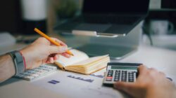 Ini Tanda Kamu Punya Manajemen Keuangan Bebas-Utang yang Bikin Hidup Tenang!