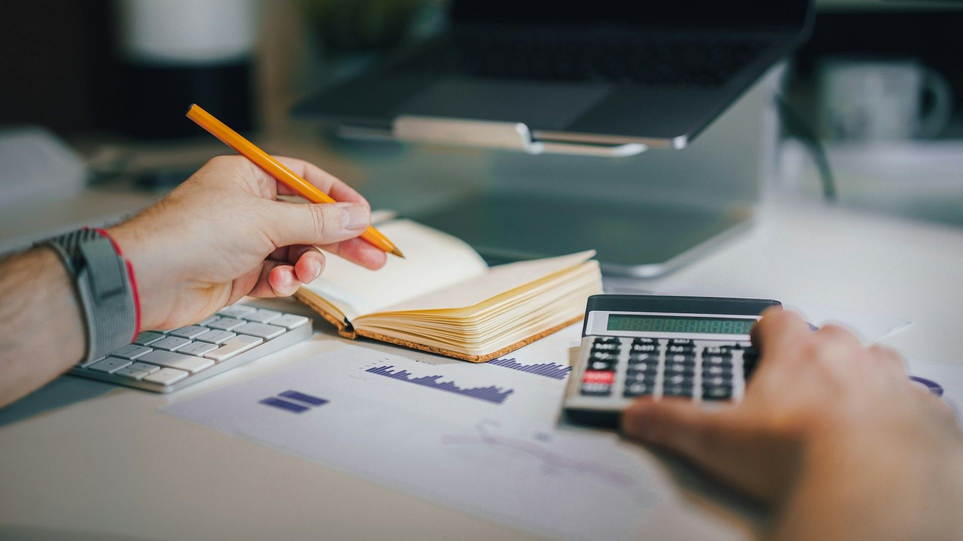 Yuk, kenali kebiasaan keliru yang sering dilakukan pemula agar kamu bisa segera meraih impian Bebas Finansial!