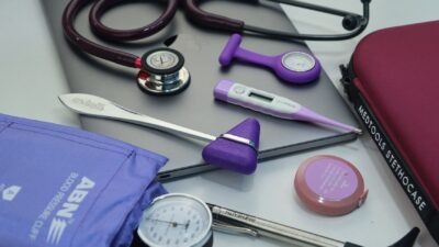 Medical diagnostic equipment arranged neatly, representing Asuransi Kesehatan Terbaik.