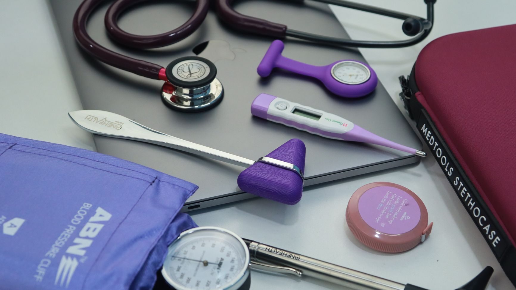 Medical diagnostic equipment arranged neatly, representing Asuransi Kesehatan Terbaik.