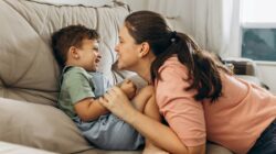 Gara-gara Salah Ngomong, Kepercayaan Diri Anak Bisa Hancur! Yuk, Mulai Pakai Kalimat Ajaib Ini