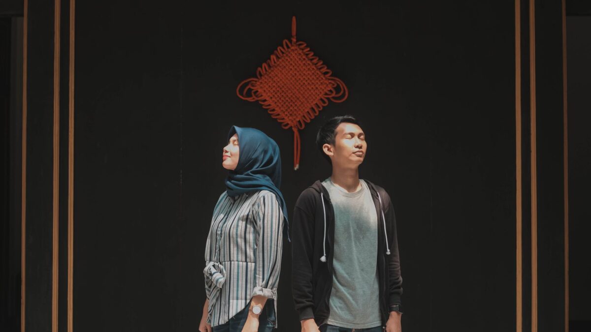 Illustration of Karakteristik Utama Pasangan Pembawa Keberuntungan dalam Hubungan Jangka Panjang