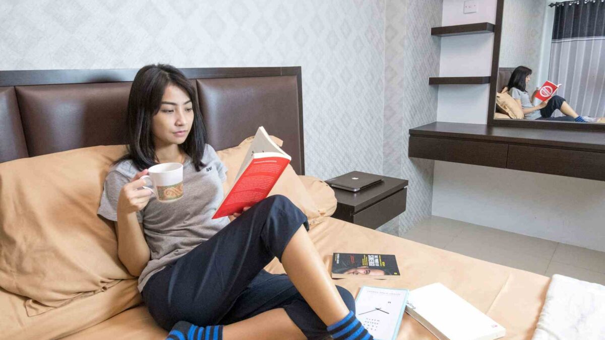 Yuk, atur anggaran sewa rumahmu dengan bijak agar gaji nggak ludes sekadar buat bayar kos!