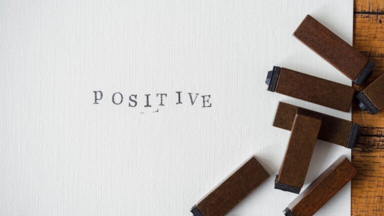 Mengubah Pola Pikir Negatif Menjadi Motivasi Positif untuk Meraih Kesuksesan Hidup